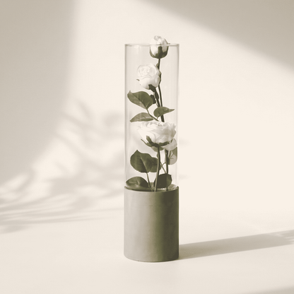 Avello Eden™ Concrete Vase