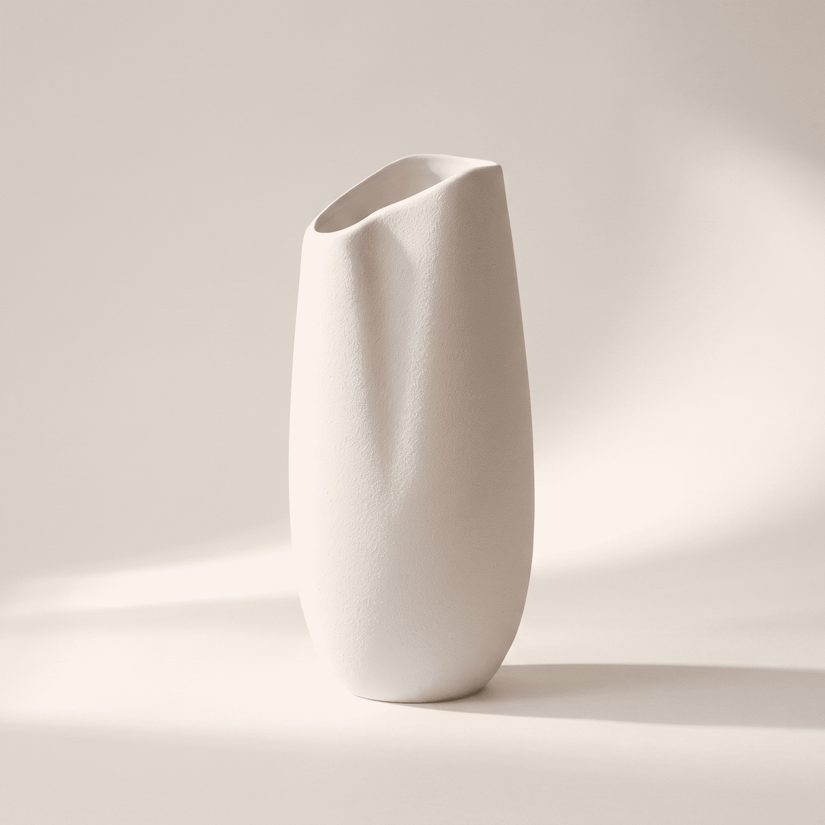 Avello Eden™ Ceramic Vase