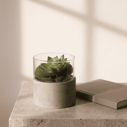 Avello Eden™ Concrete Vase