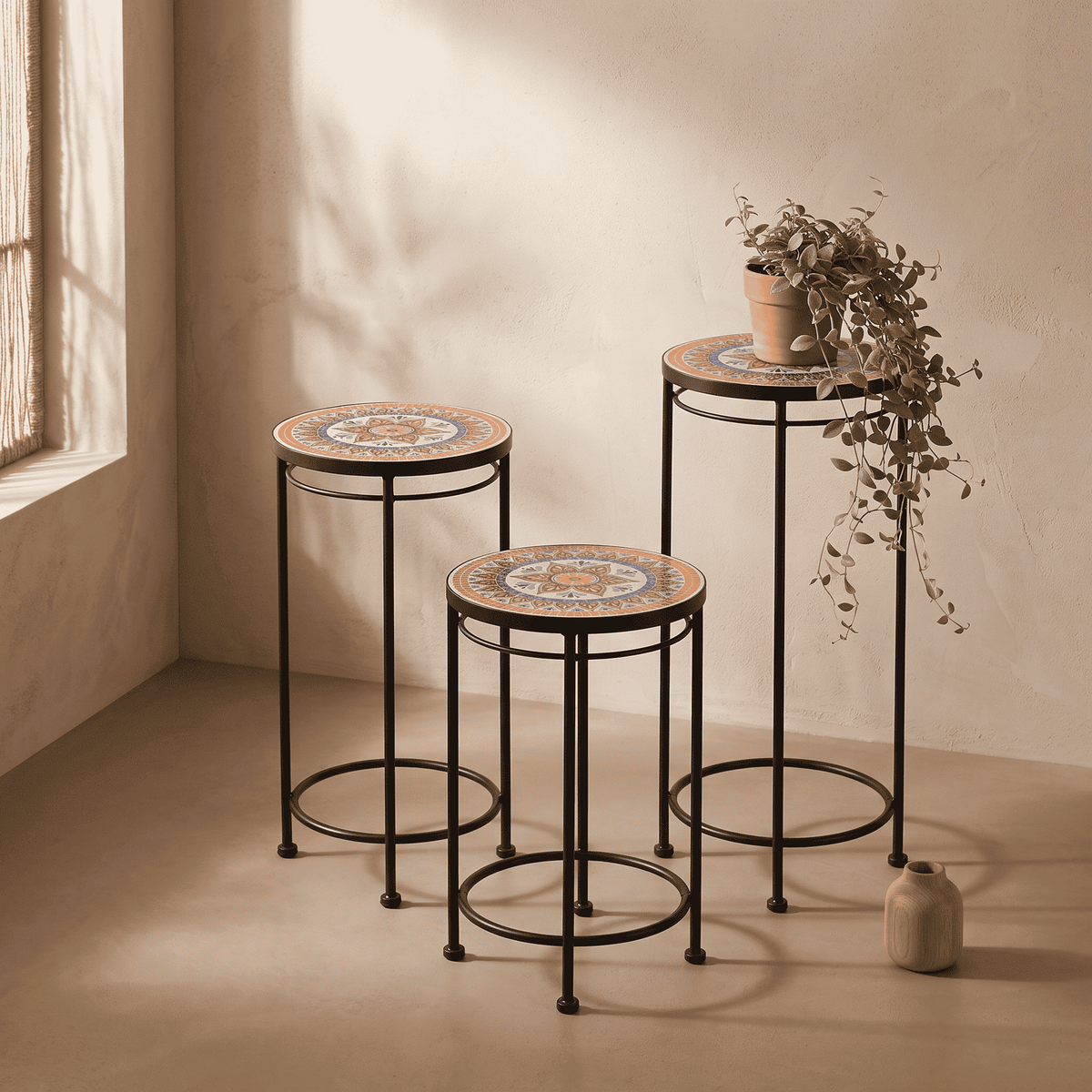 Avello Bloom™ Plant Stand