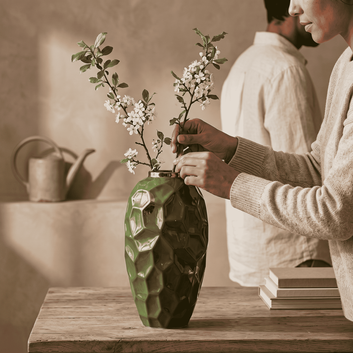 AVELLO Jade™Vase