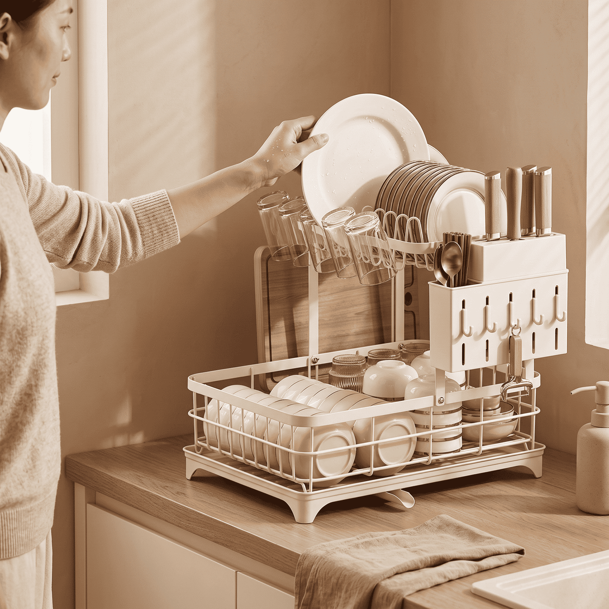 AVELLO™ FlowDrain Dish Organizer