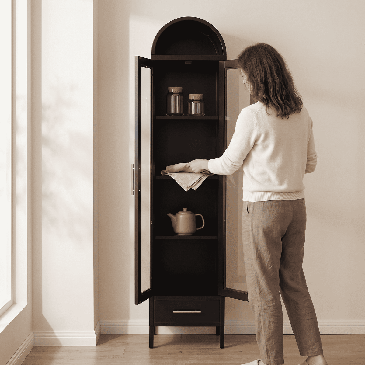 AVELLO™ Arc Storage Shelf