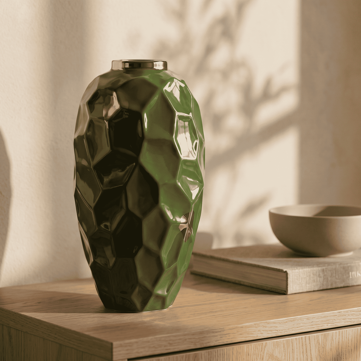 AVELLO Jade™Vase