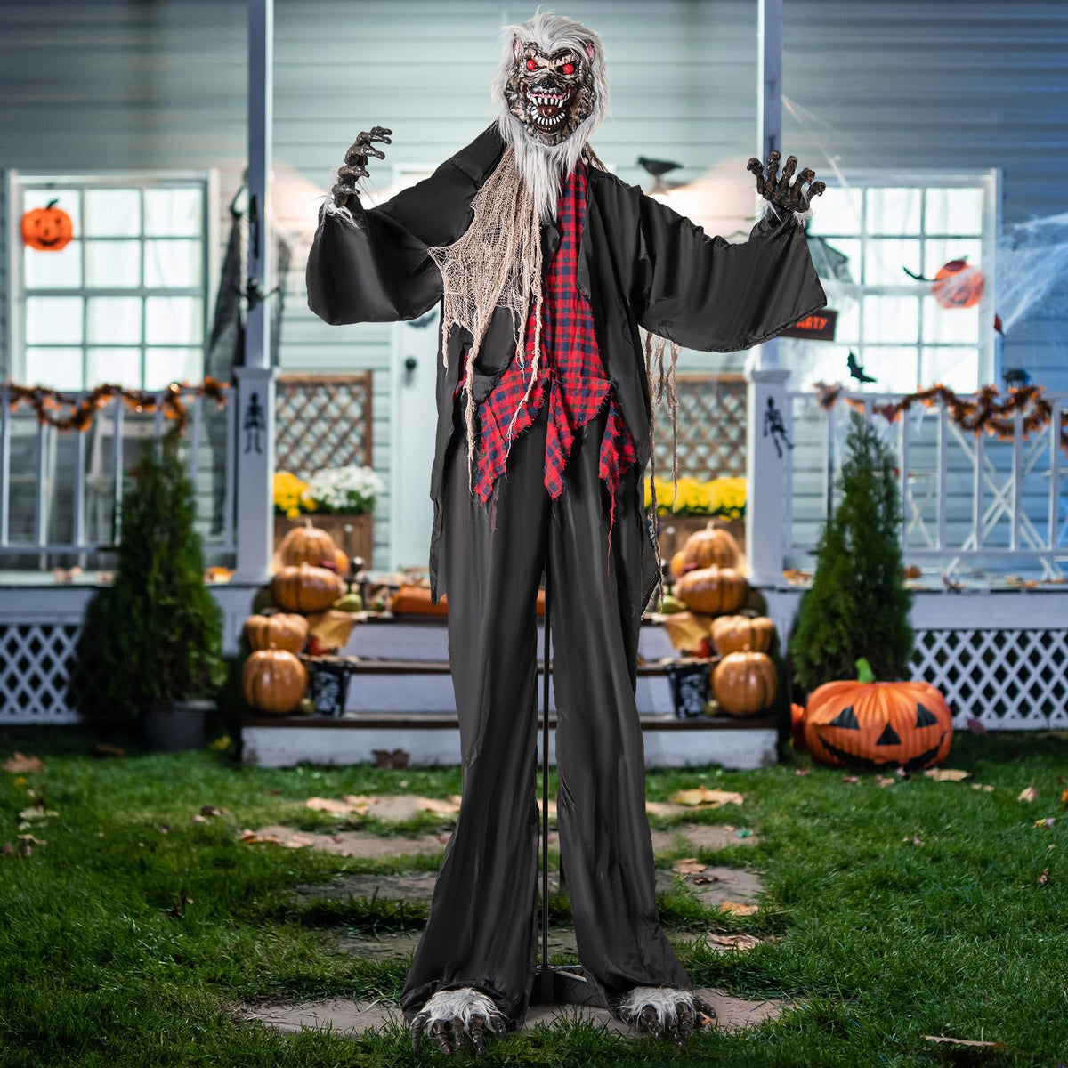 8.2 Ft Animatronic Werewolf with Light Up Eyes
